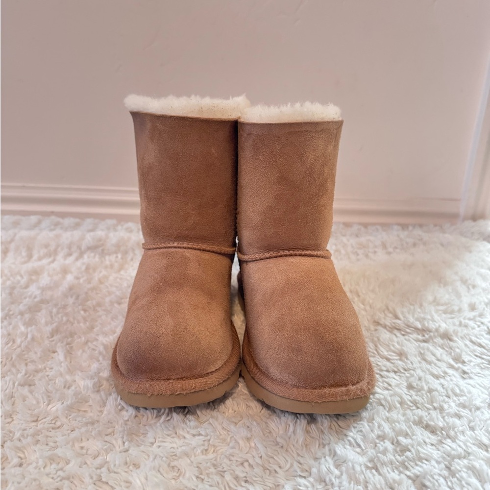 UGG Chestnut Bailey Bow II
